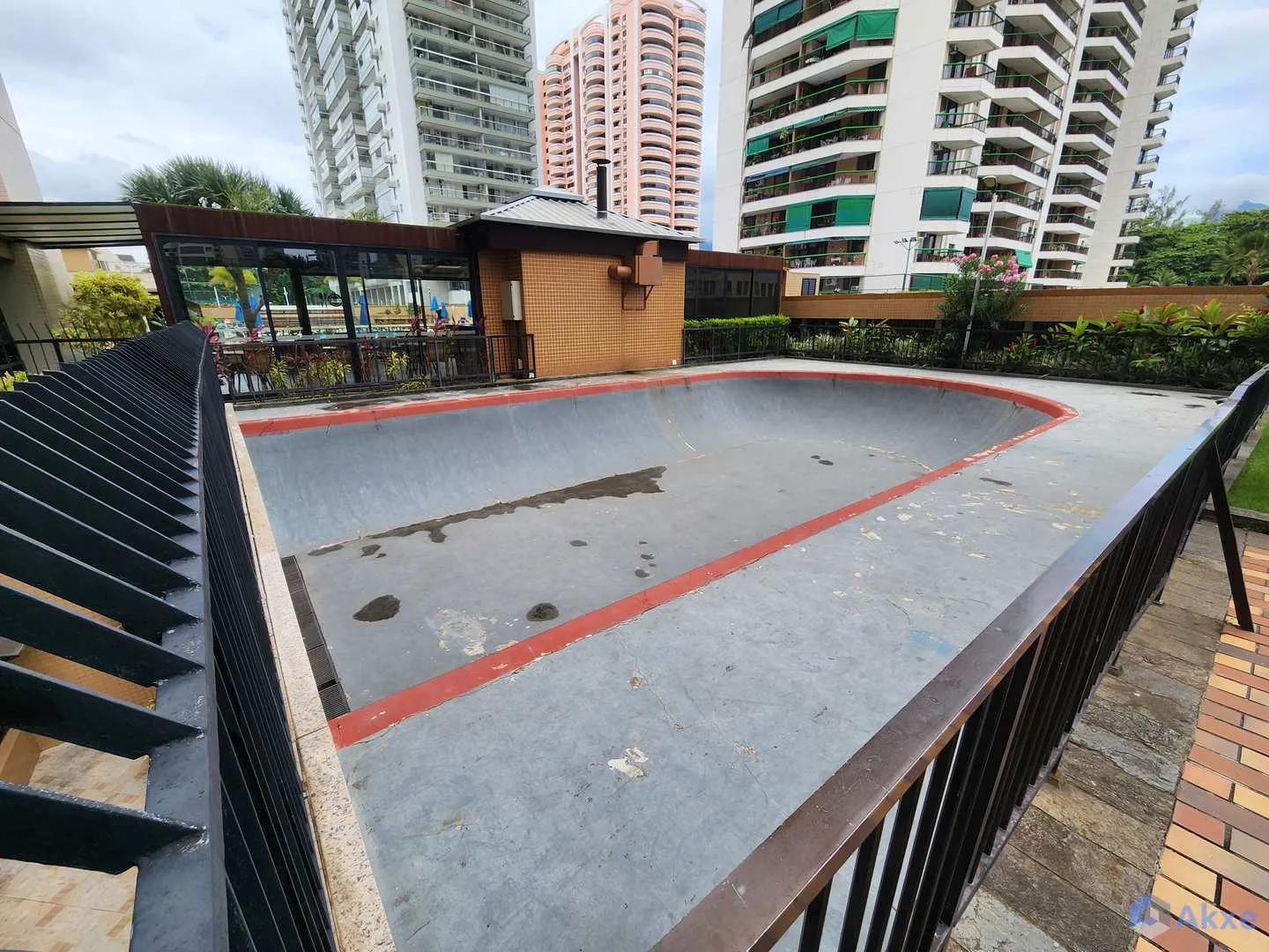 Apartamento de 2 quartos em condomínio com piscina aquecida — photo 29