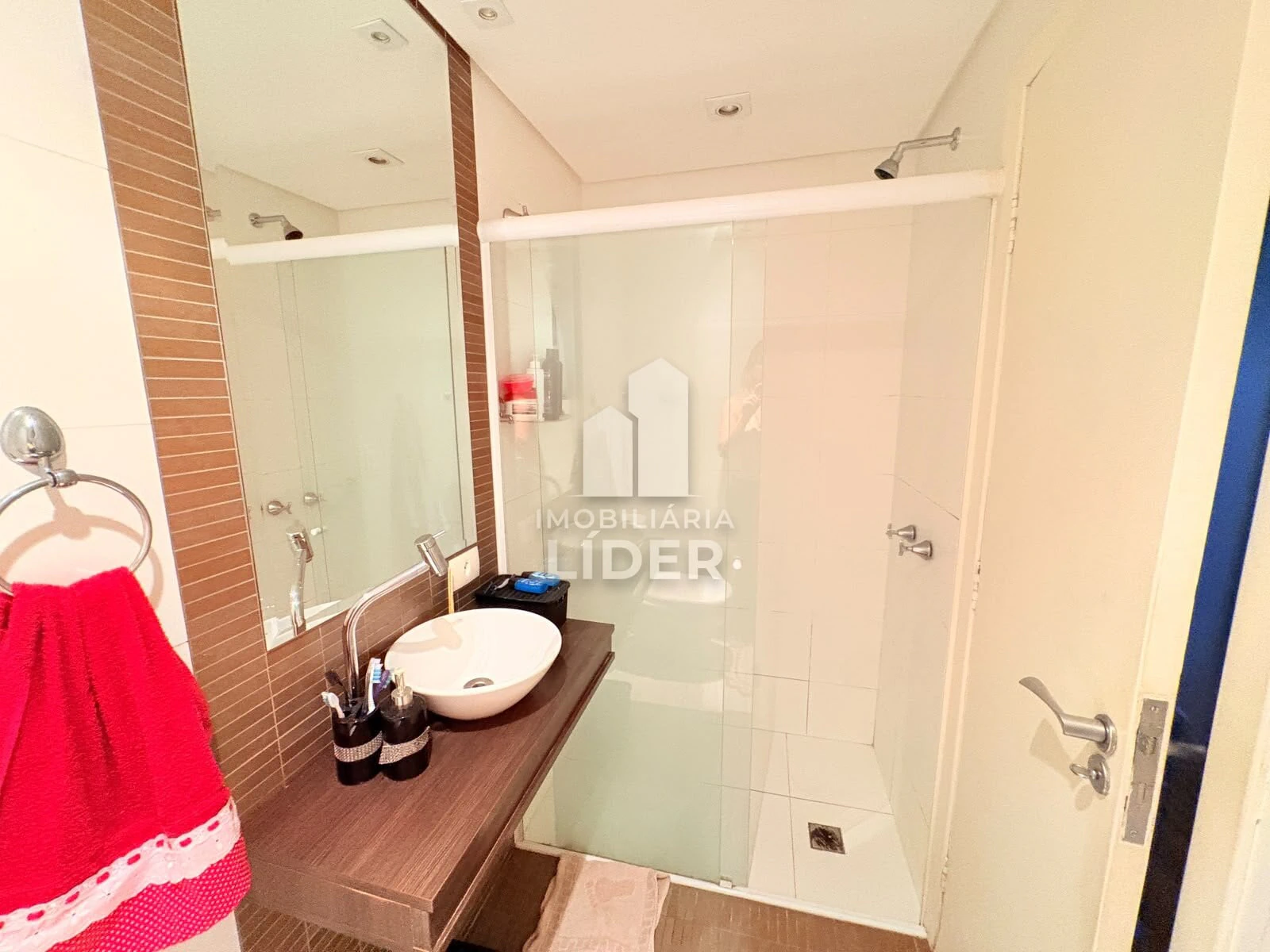 Apartamento amueblado de 3 dormitorios con ascensor — photo 11