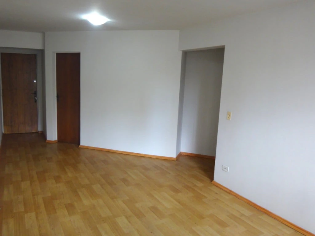 Apartment, 123 m², with wood or laminate floors — photo 7