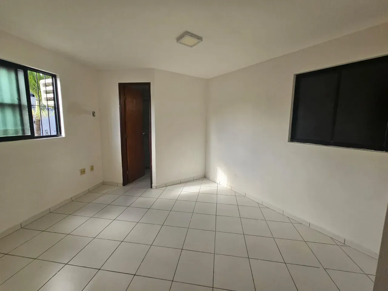 Квартира: 2 спальні, 1 з власною ванною кімнатою, 55 м² — photo 6