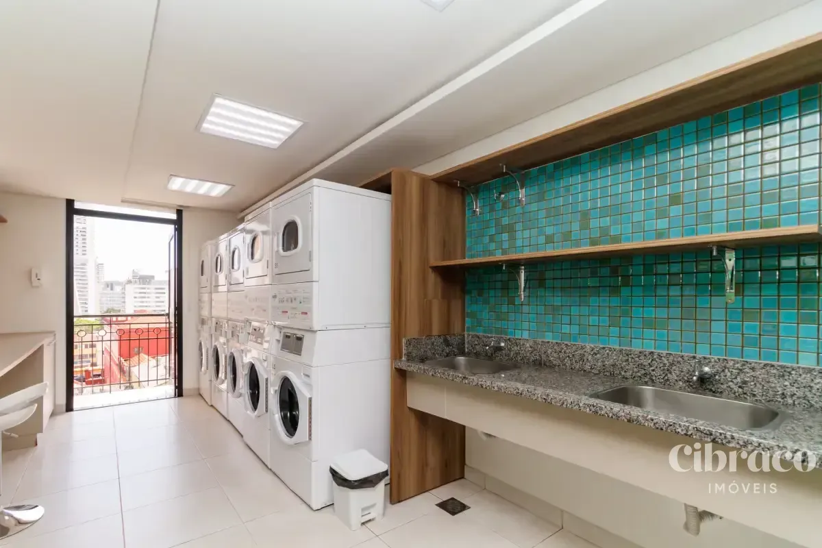 Apartamento con balcón, 2 dormitorios y 72 m² — photo 42