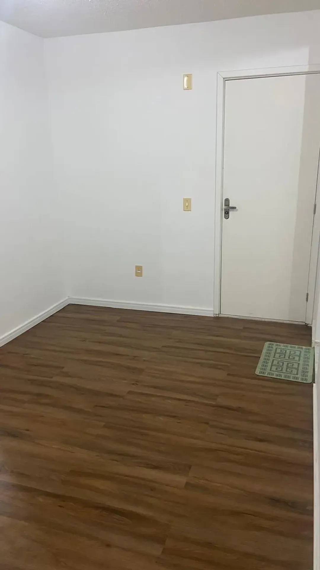 Apartment, 50 m², with wood or laminate floors — photo 10