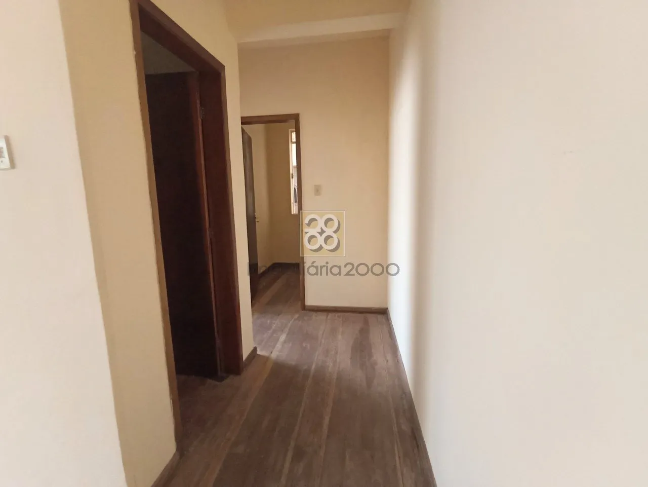 Wood or laminate floors in a 2-bedroom apartment, 71 m² — photo 17