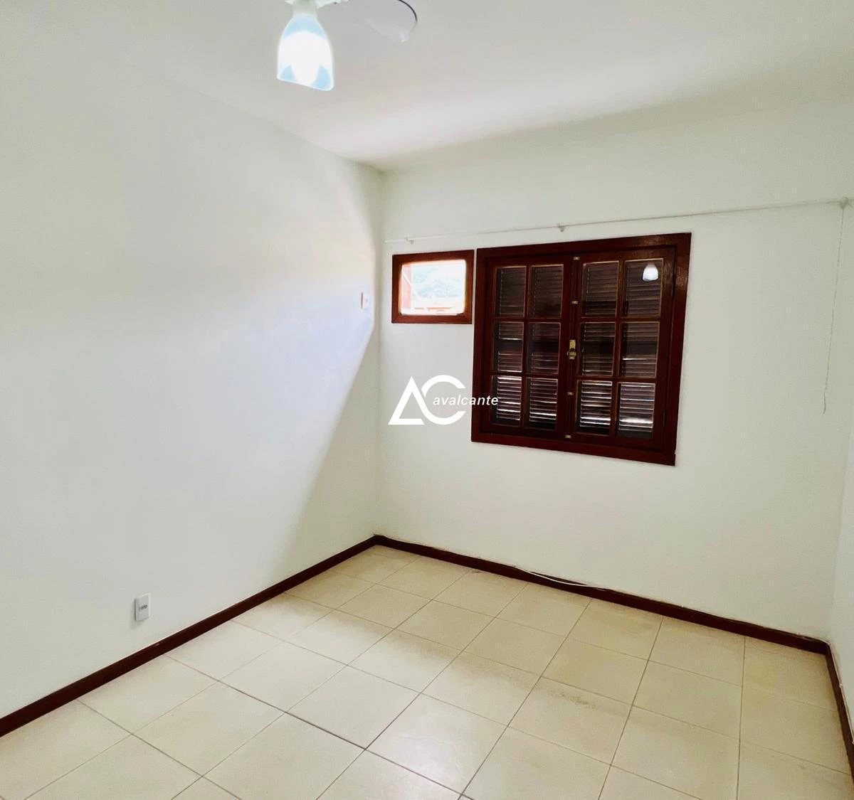 Дом 200 м² с отдельной кухней и 3 парковками — photo 3