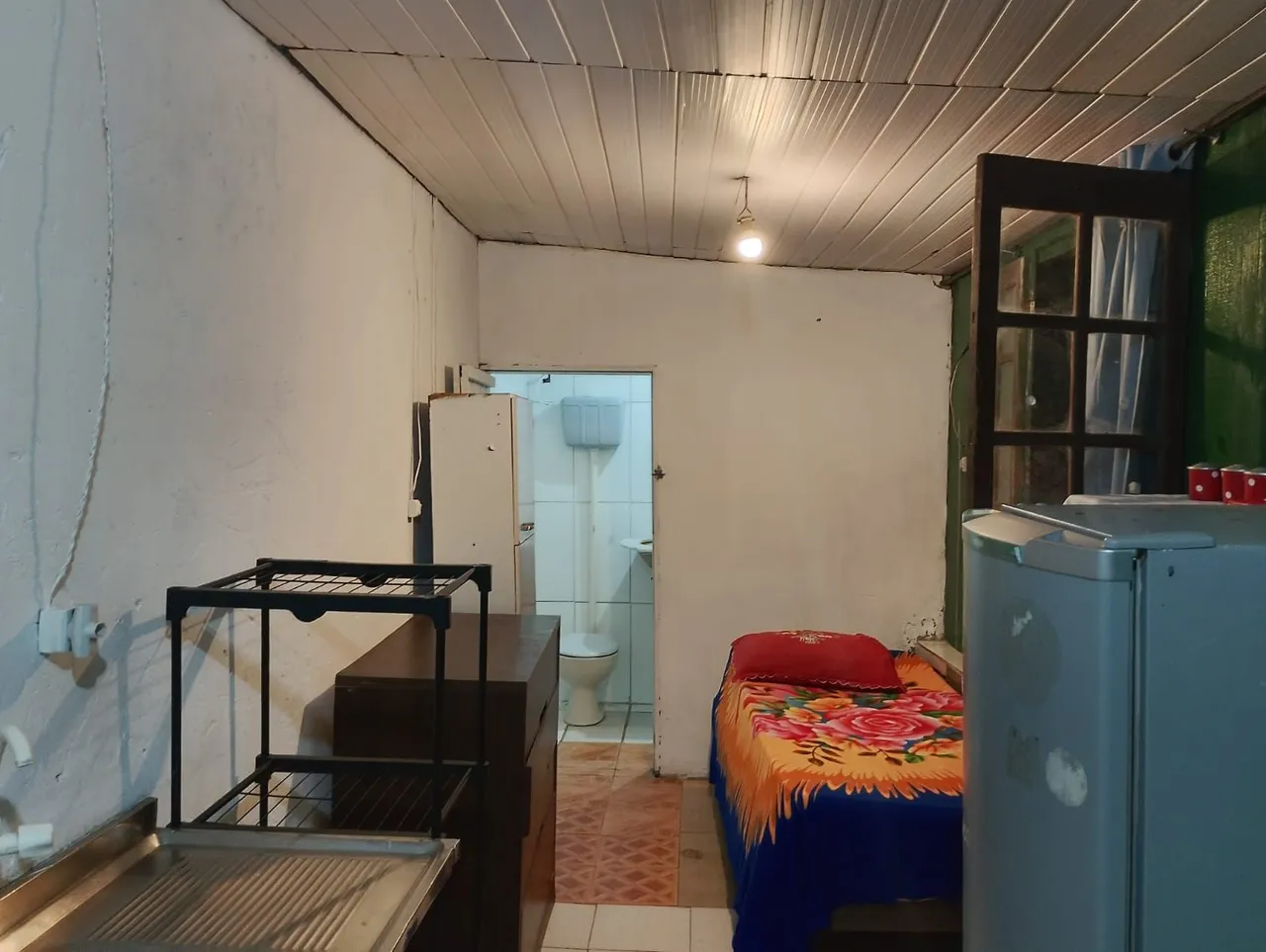 Furnished one-bedroom, 18 m² house in Florianópolis — photo 2