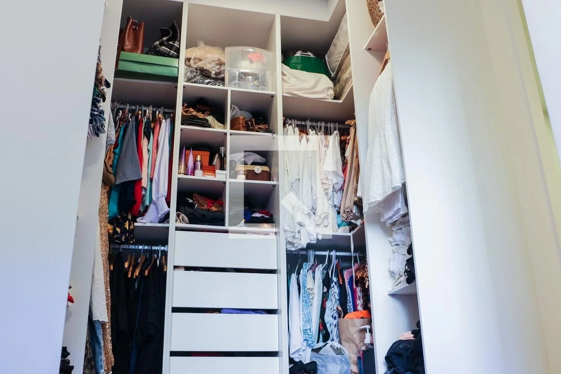 Furnished apartment, 78 m², with a walk-in closet — photo 34