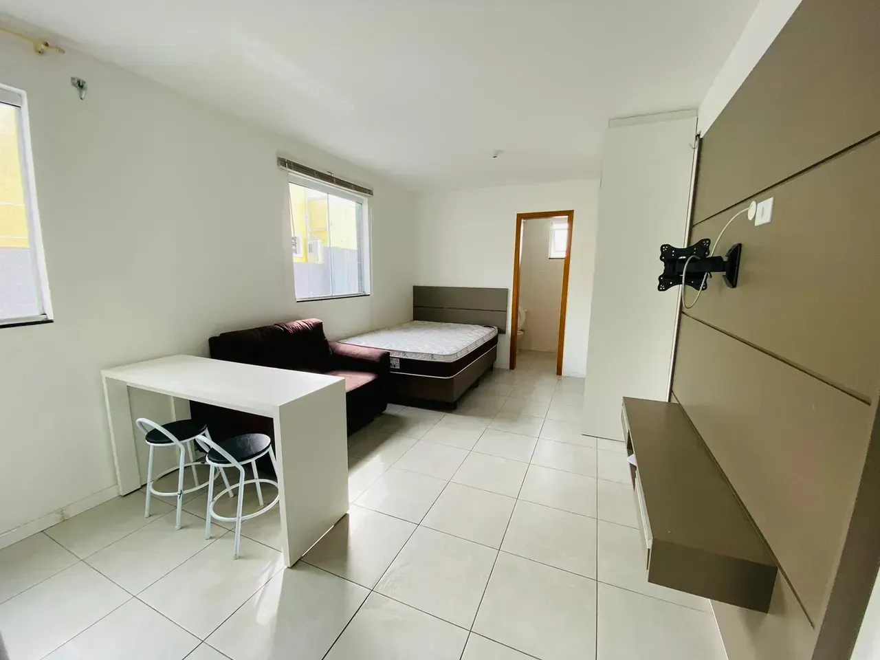 Furnished 25 m² apartment with 1 bedroom and open-plan kitchen