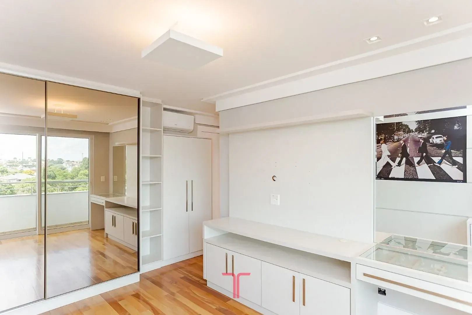 Дом 550 м² с 5 спальнями и приватным садом — photo 31