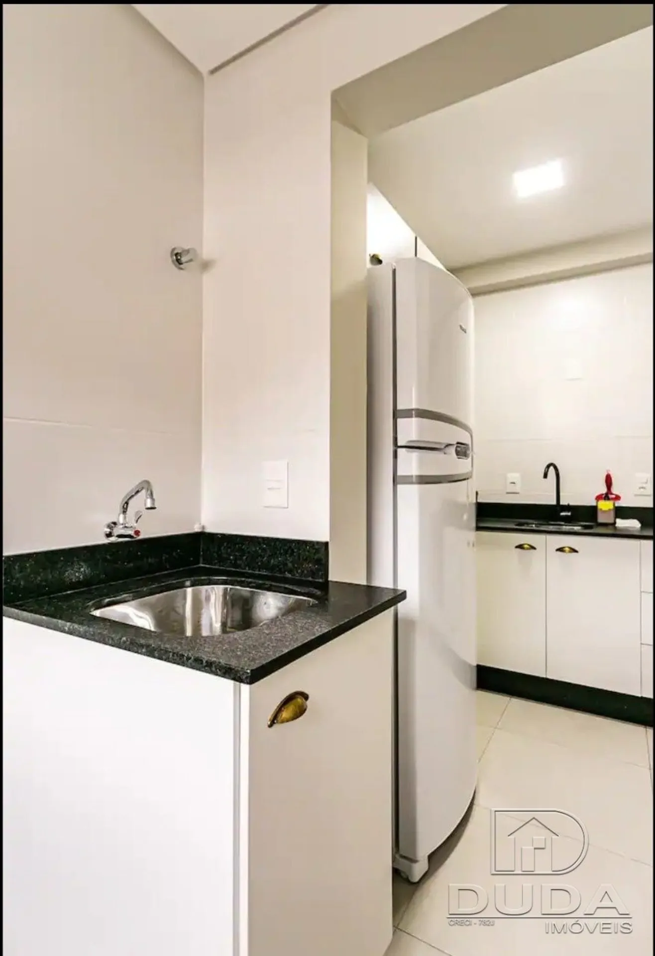 Furnished 1-bedroom apartment with 35 m² and a parking spot — photo 7