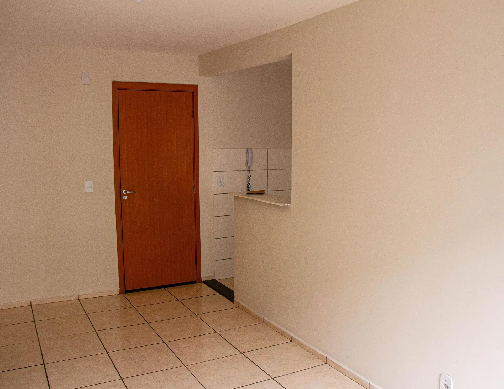 Unfurnished 2-bedroom apartment with 2 bathrooms — photo 18