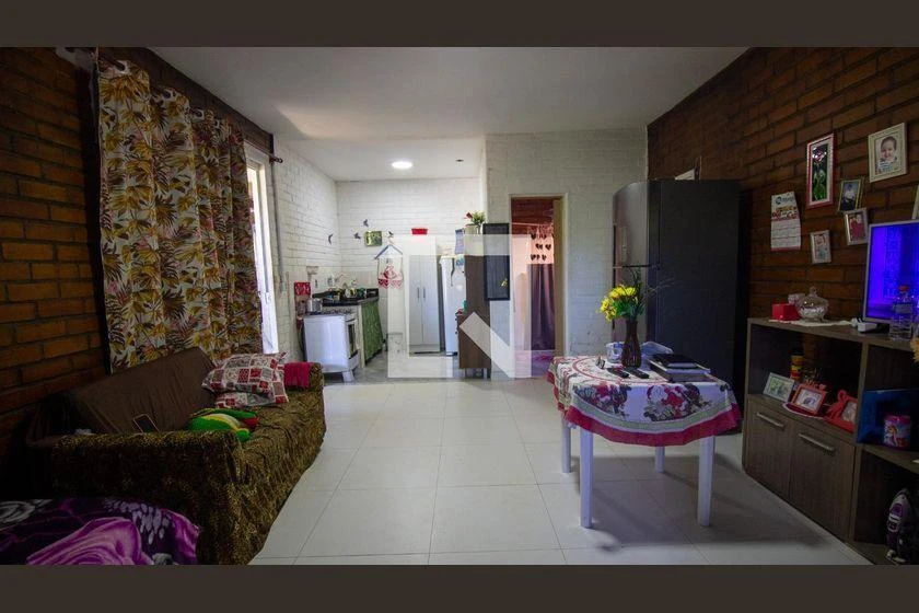Furnished house with 5 bedrooms and 2100 m² — photo 21