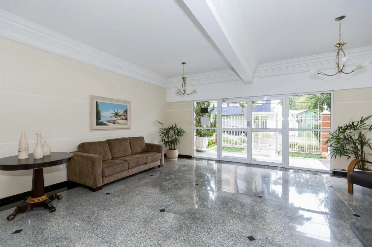 Departamento con espacio de home office en Curitiba — photo 33