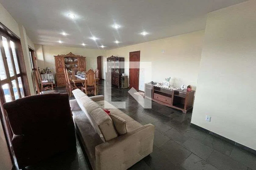 3-bedroom apartment with 2 parking spots and 184 m² — photo 20