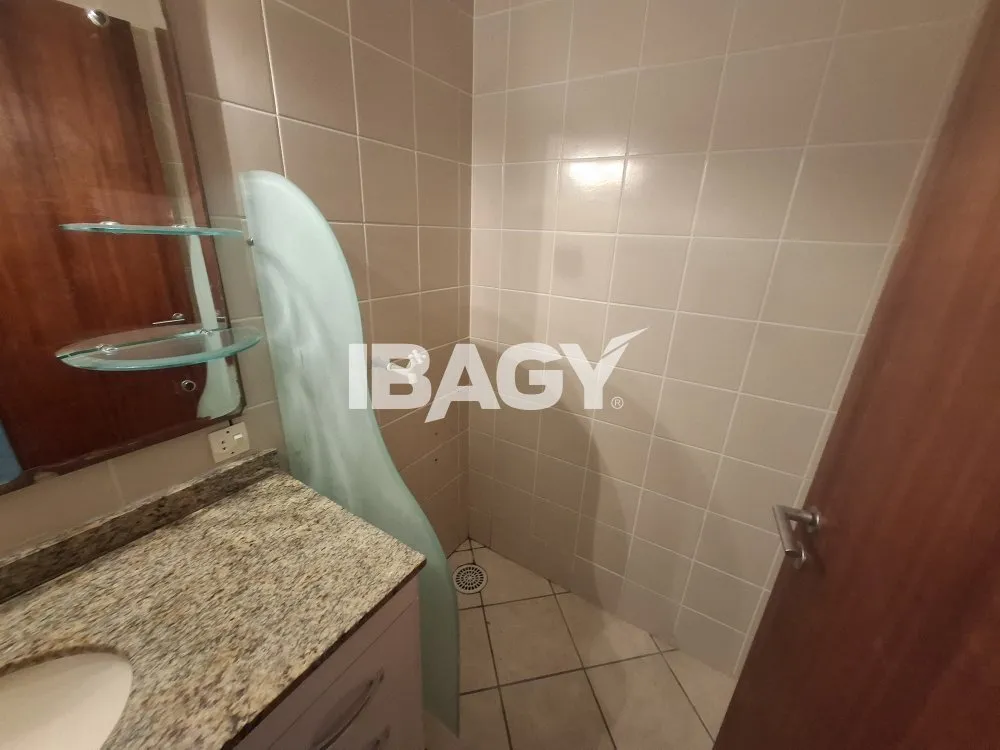 Apartamento de 2 dormitórios com piscina ao ar livre — photo 26