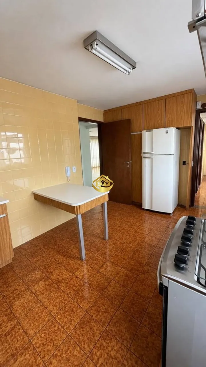 Квартира 194 м² з 2 спальнями та 1 ванною при спальні — photo 10