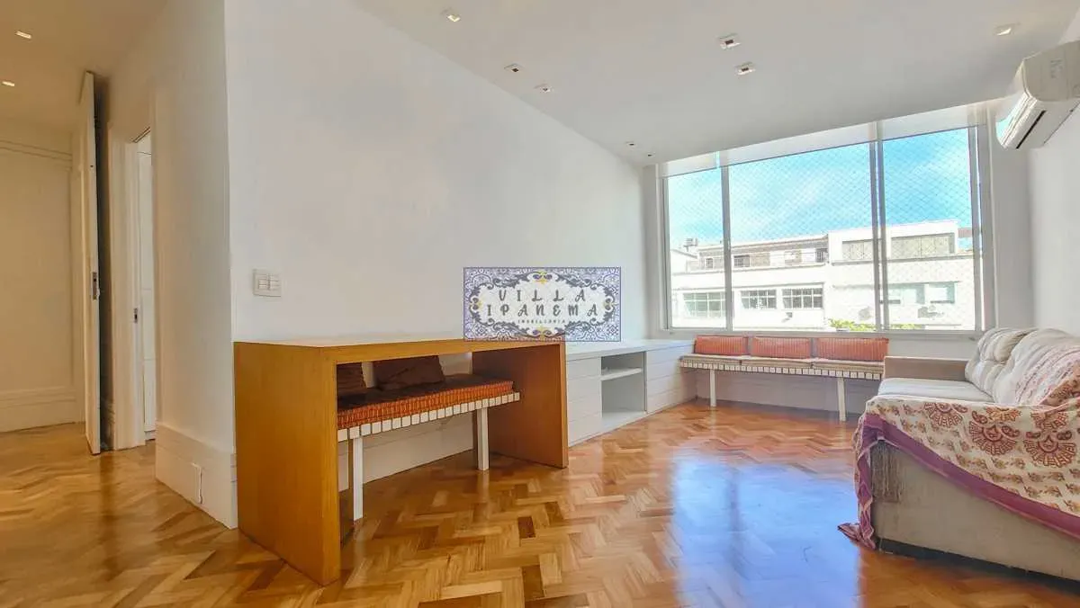 Apartment on the 9th floor with a washing machine