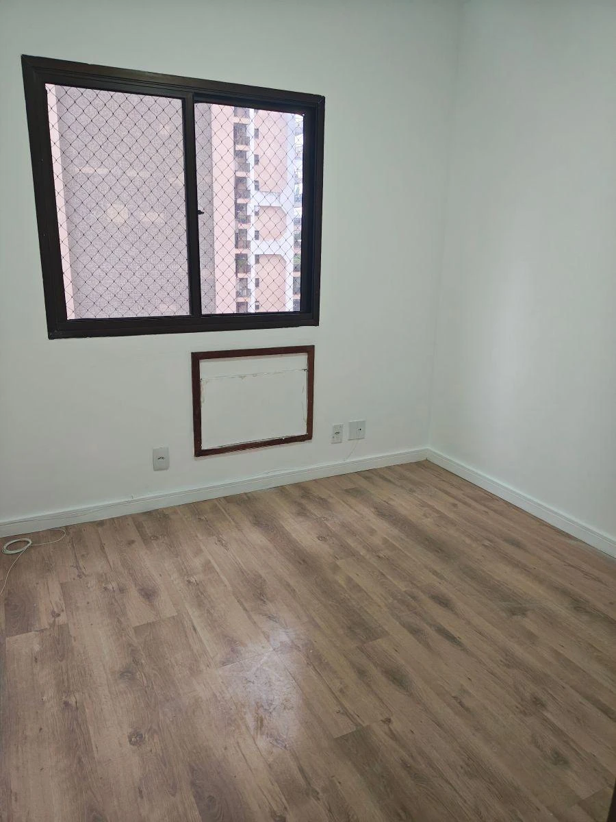 Apartamento com piso de madeira ou laminado, Barra da Tijuca — photo 3