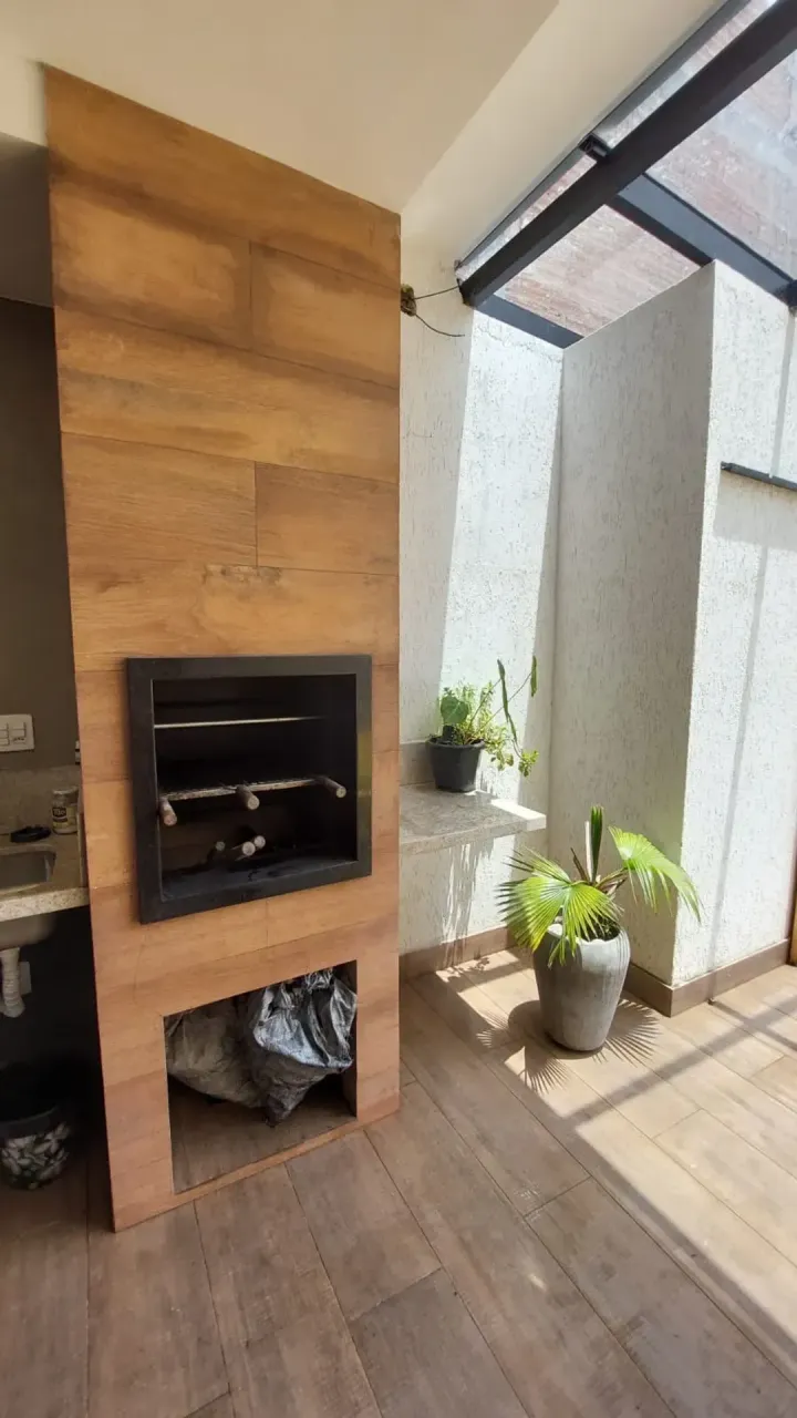 House, 243 m², with a grill on the balcony — photo 16