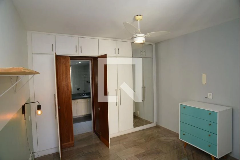 82 m² rental apartment with 2 bedrooms and enclosed balcony — photo 3