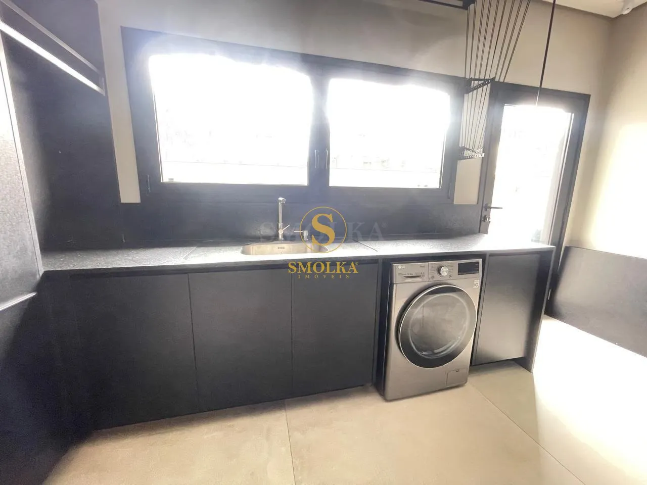 Меблированный дом 645 м² с 5 спальнями и 7 санузлами — photo 44