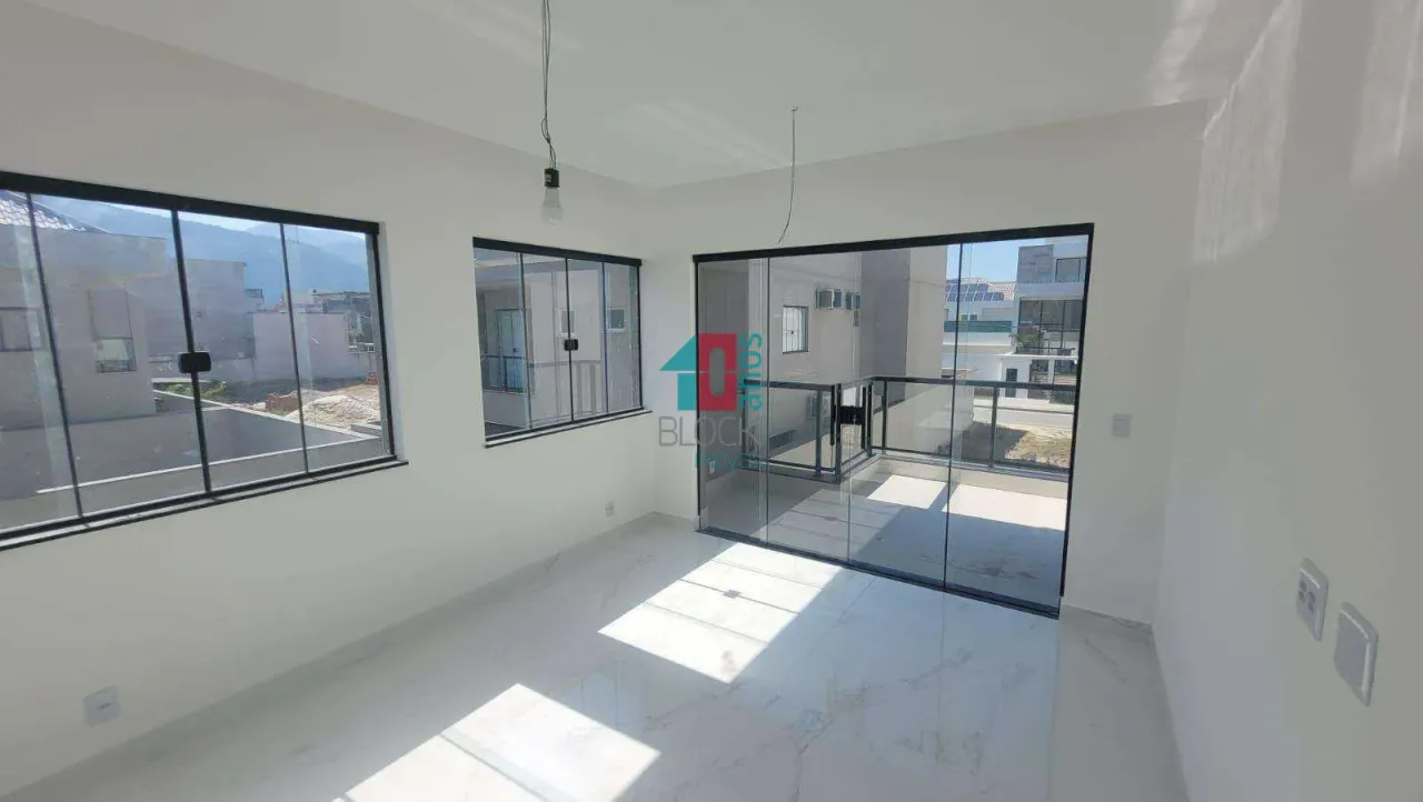 Casa em condomínio com 5 quartos e cozinha integrada — photo 15