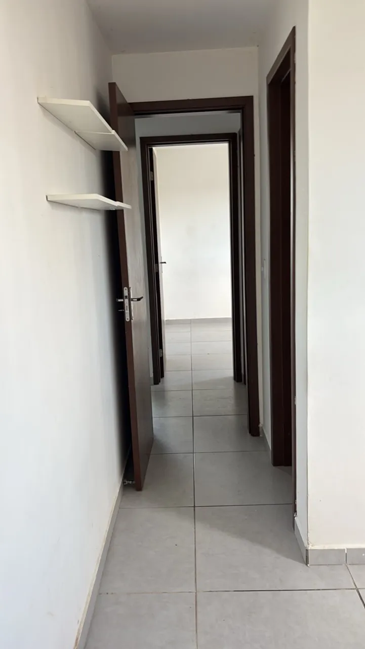 2-bedroom apartment in a building with a gym — photo 8