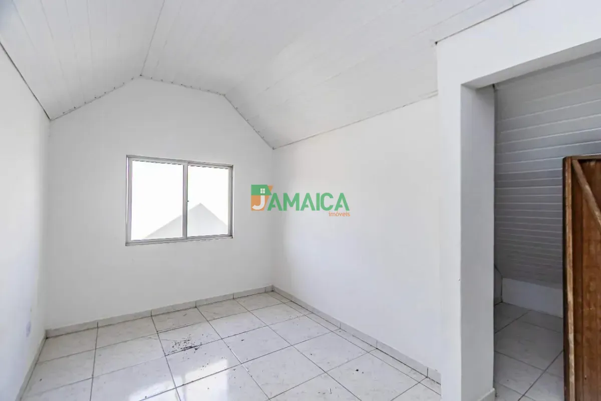 Unfurnished 101 m² house with 3 bedrooms and 3 parking — photo 22