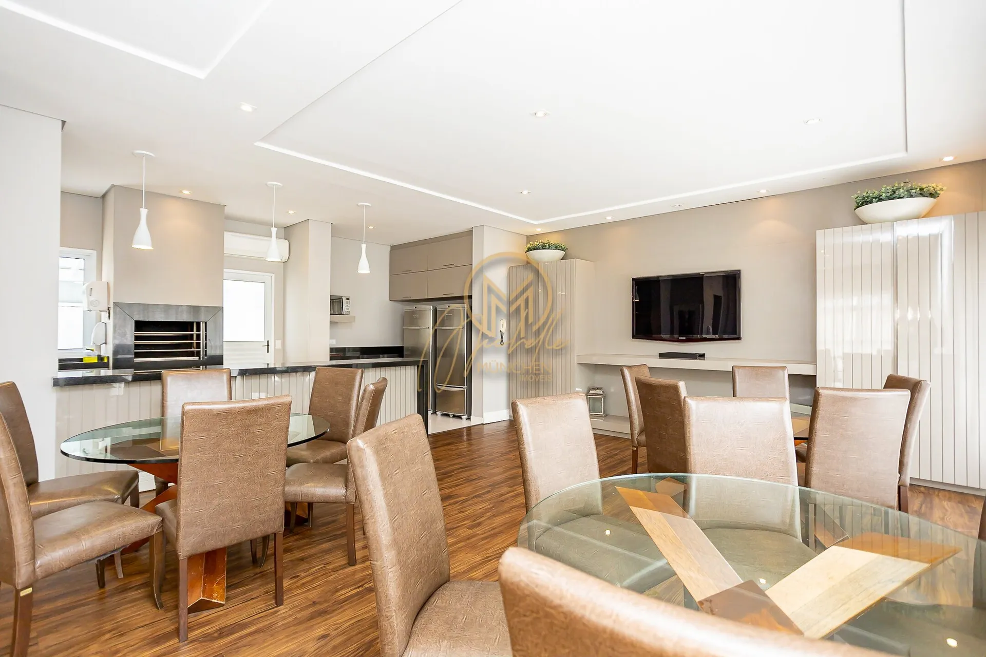 Furnished 462 m² apartment with 4 en-suite rooms — photo 179