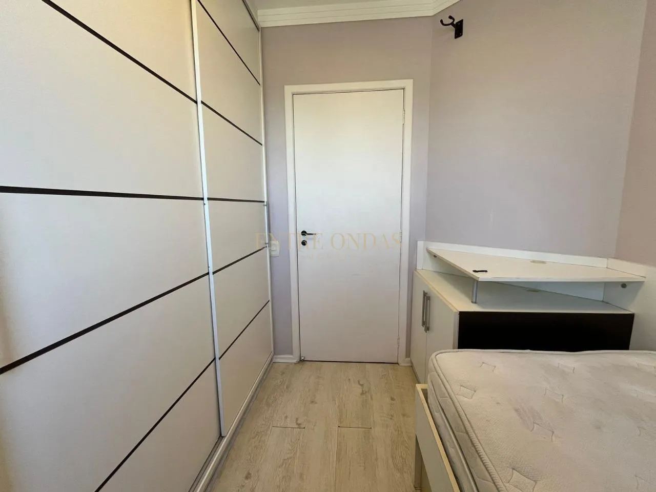 Apartment on the 1st floor with a water view — photo 11