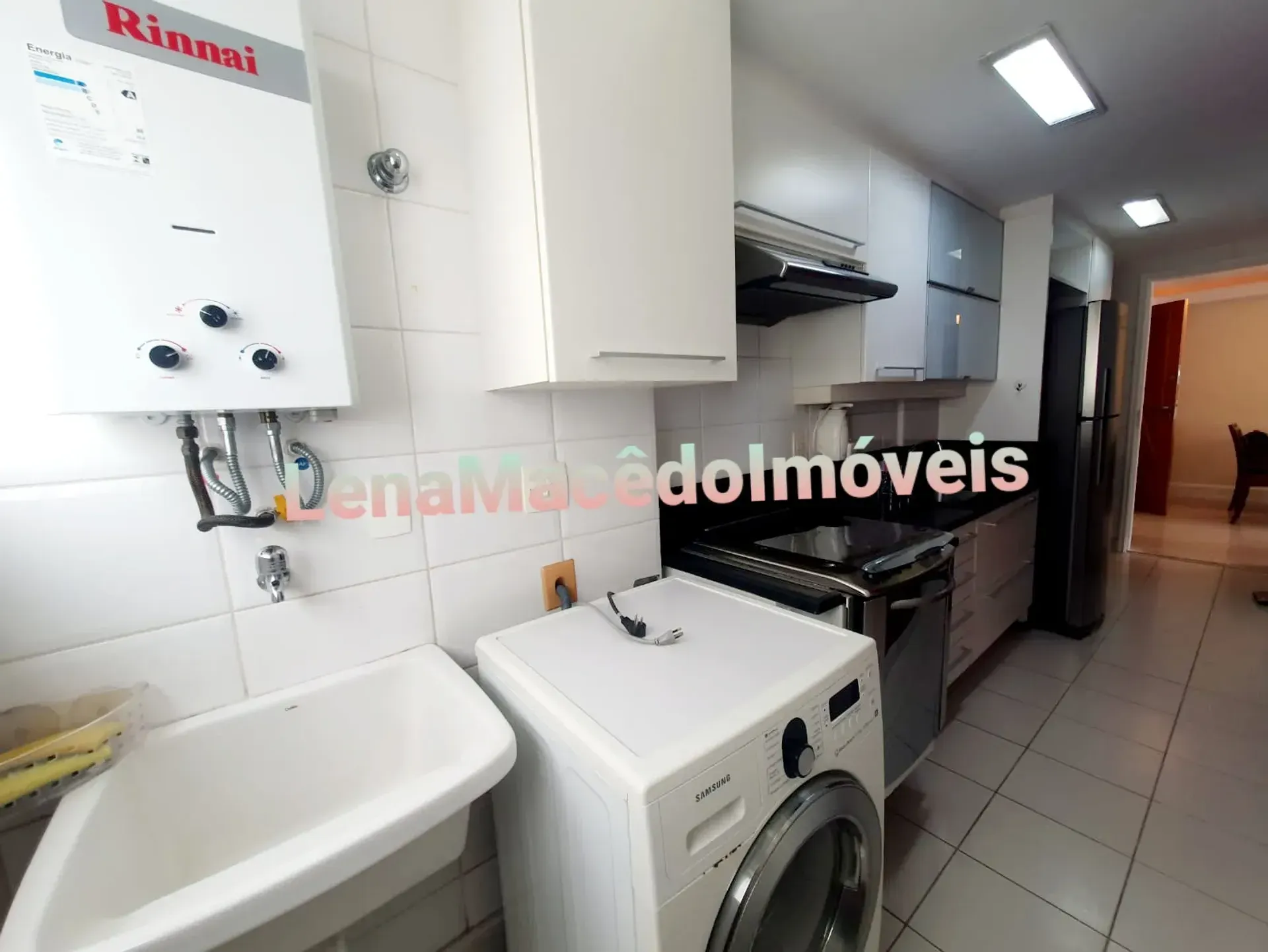 1-bedroom 2-bath apartment with parking and balcony — photo 33