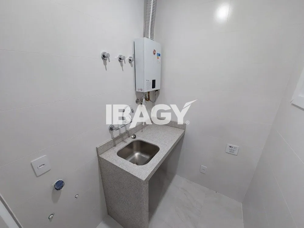 Furnished 133 m² apartment with 3 en-suite bedrooms — photo 34