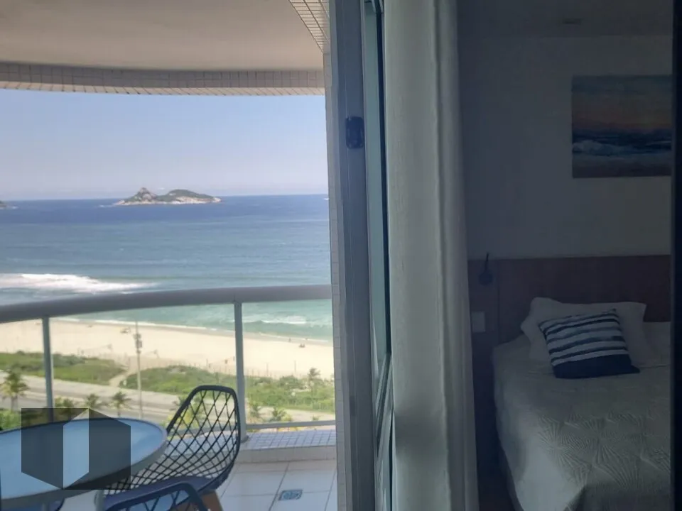 Apartamento de 1 quarto com varanda e cozinha compacta — photo 17