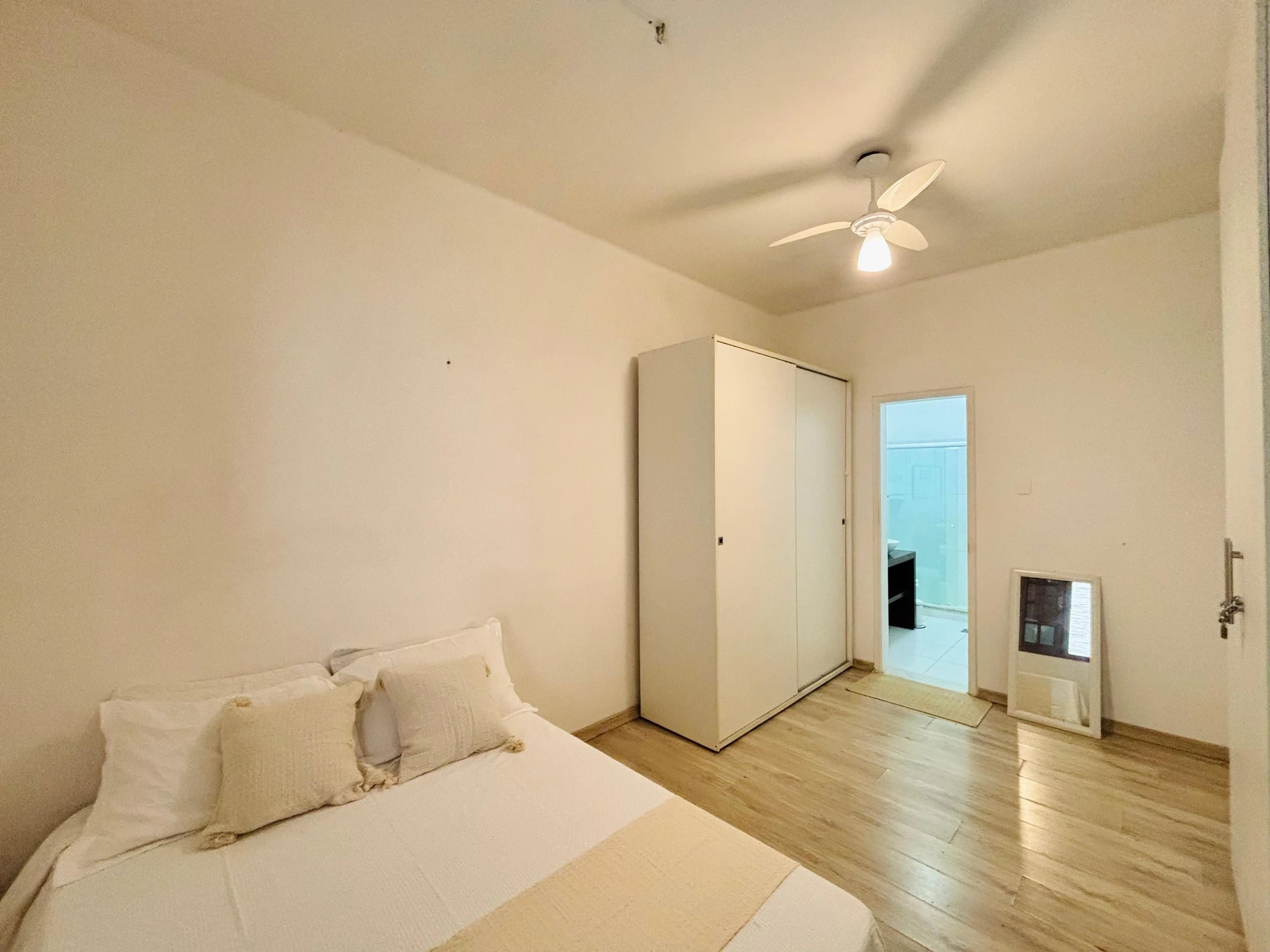Furnished 2-bedroom, 75 m² apartment in Rio de Janeiro — photo 4