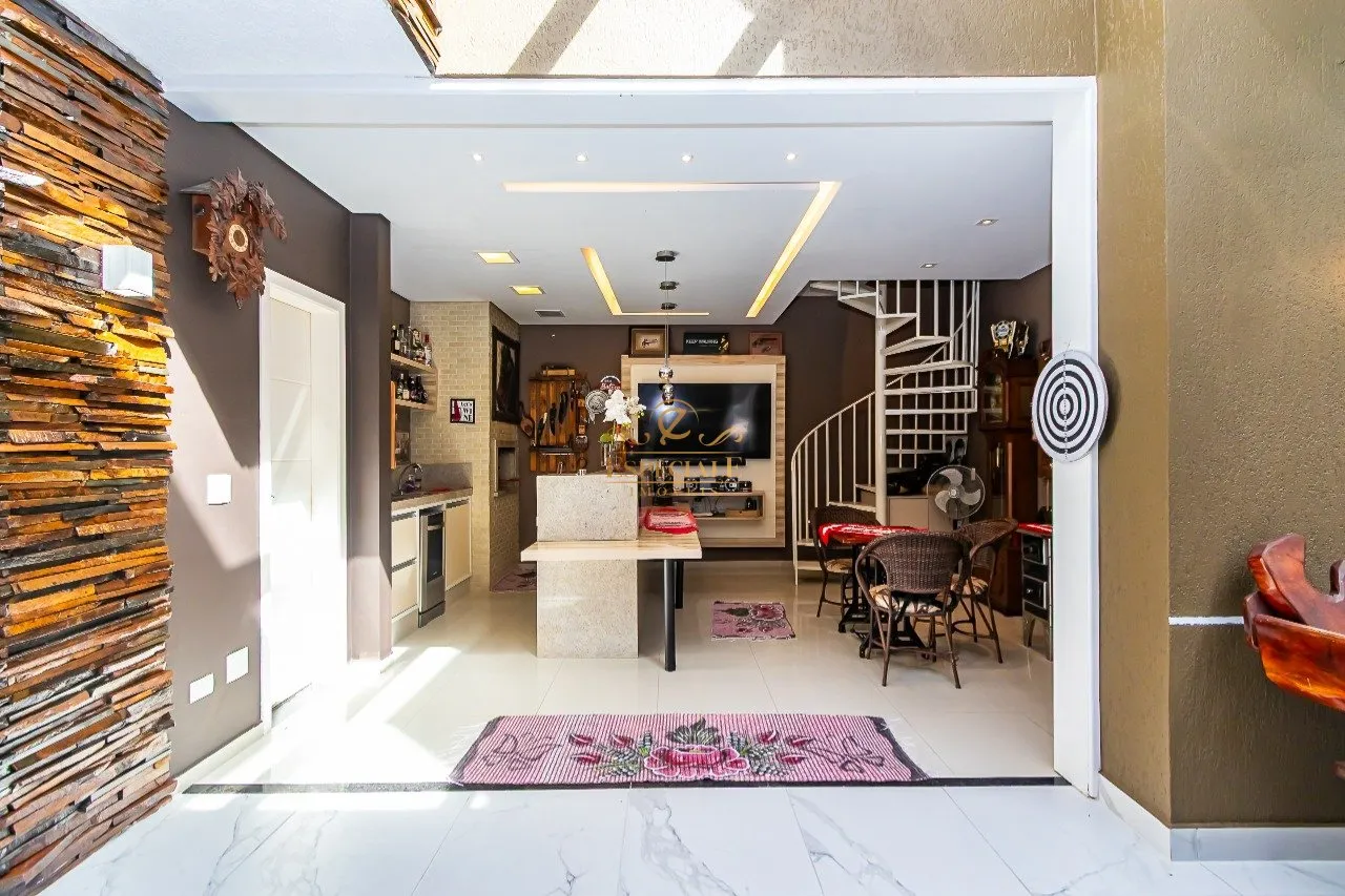 Furnished house with 4 bedrooms and open-plan kitchen — photo 18