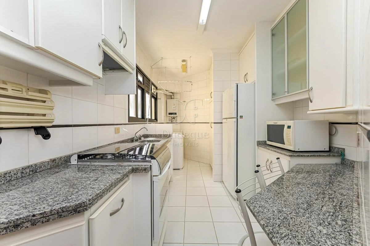 2-bedroom apartment with a home office — photo 11