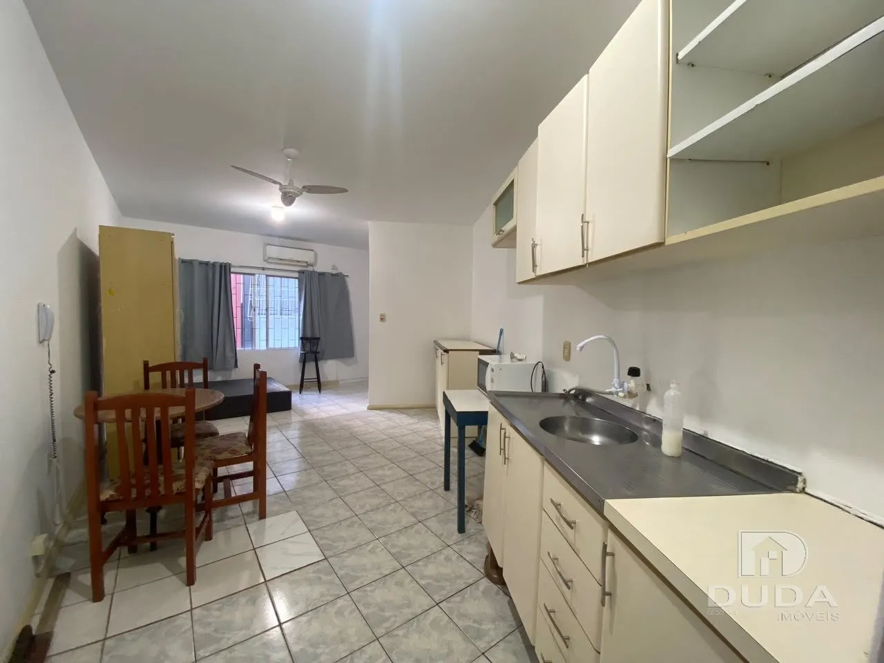 30 m² studio in Florianópolis — photo 2
