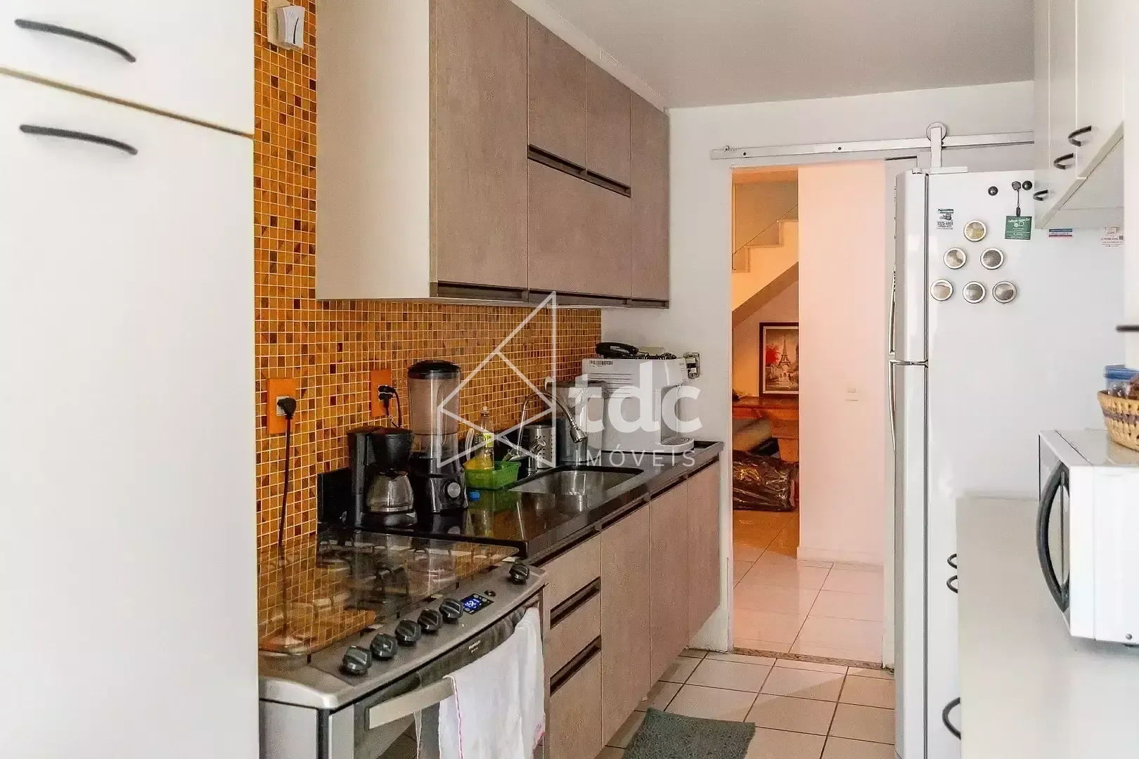 3-bedroom apartment with a mountain view — photo 6