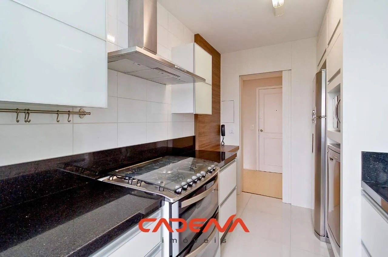 Furnished apartment, 73 m², with a walk-in closet — photo 4