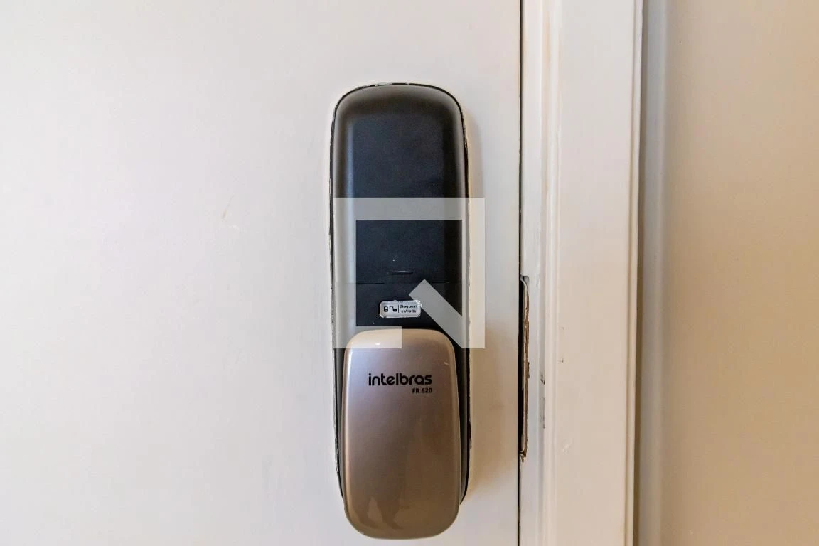 Apartamento mobiliado com 2 quartos e piscina no condomínio — photo 59