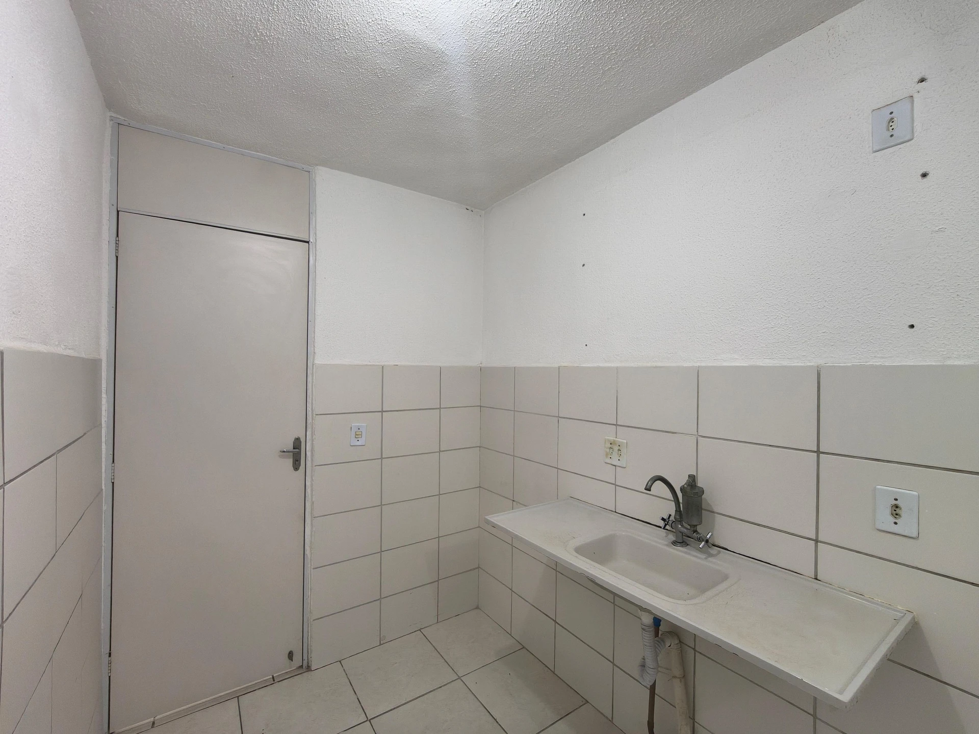 Немебльована квартира з пральною зоною та 2 спальнями — photo 13