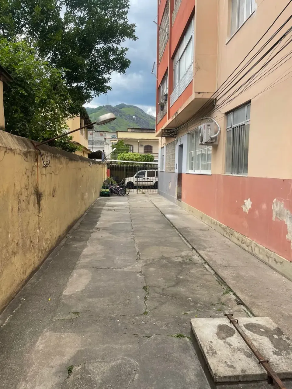 Квартира з 2 спальнями, 1 ванною та місцем для авто — photo 9