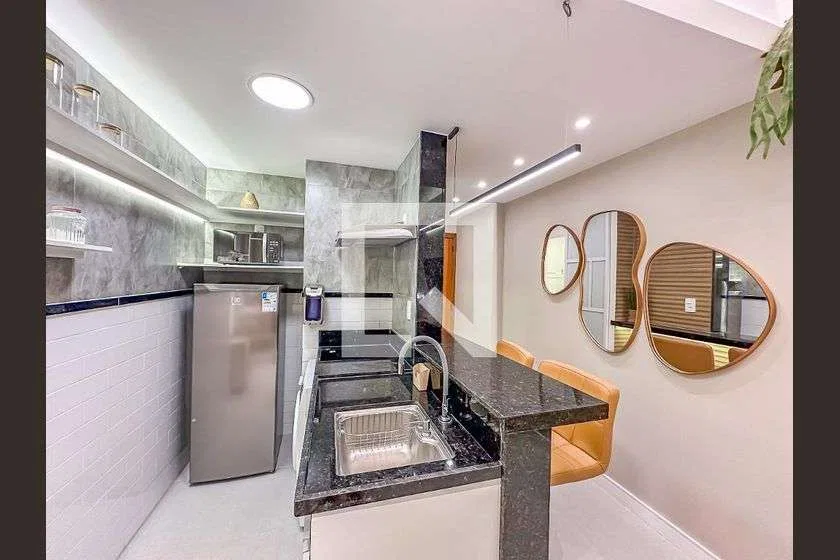 Apartamento mobiliado de 1 quarto com cozinha integrada — photo 15