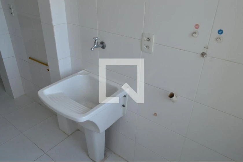 4-bedroom apartment with 1 parking spot and 78 m² — photo 50