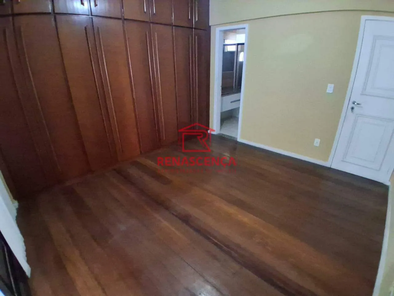 Apartamento com 4 quartos e varanda — photo 9