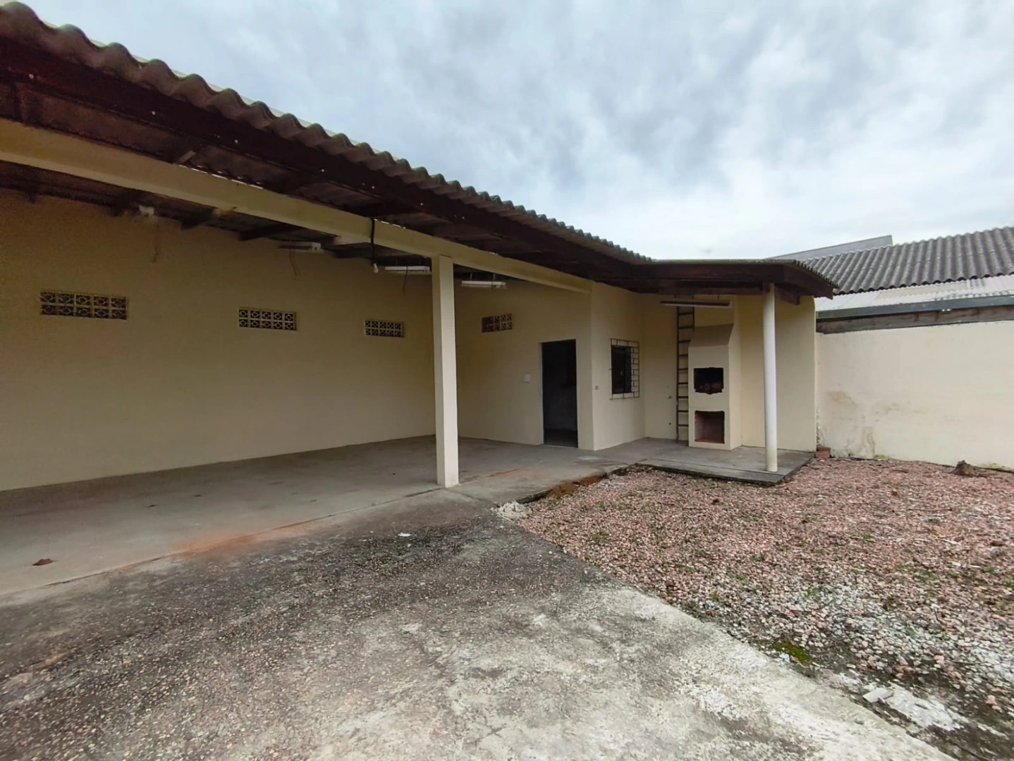 Piso de madera o laminado y 4 dormitorios: casa de 183 m² — photo 23