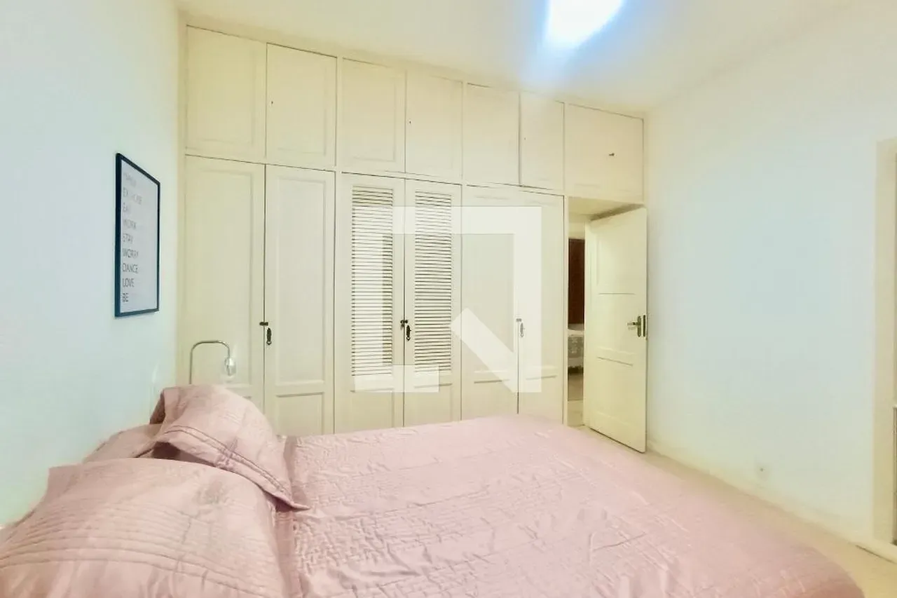 Home office in a 2-bedroom apartment, 90 m² — photo 8