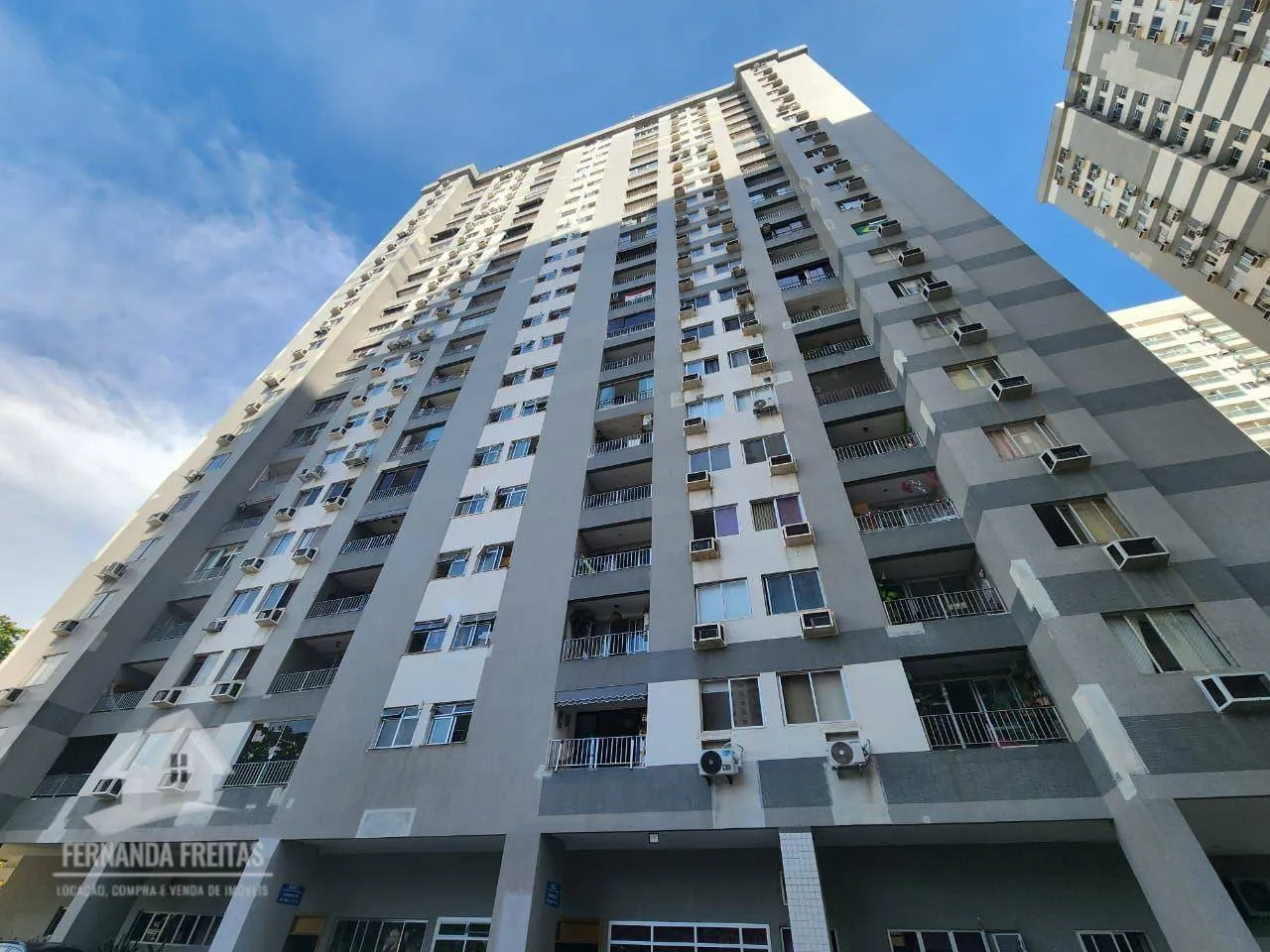 197 m² apartment on the 22nd floor with a private garden — photo 64