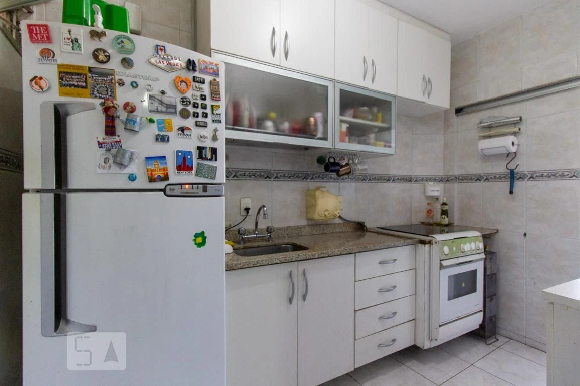 Furnished apartment with 2 bedrooms and 2 bathrooms — photo 17
