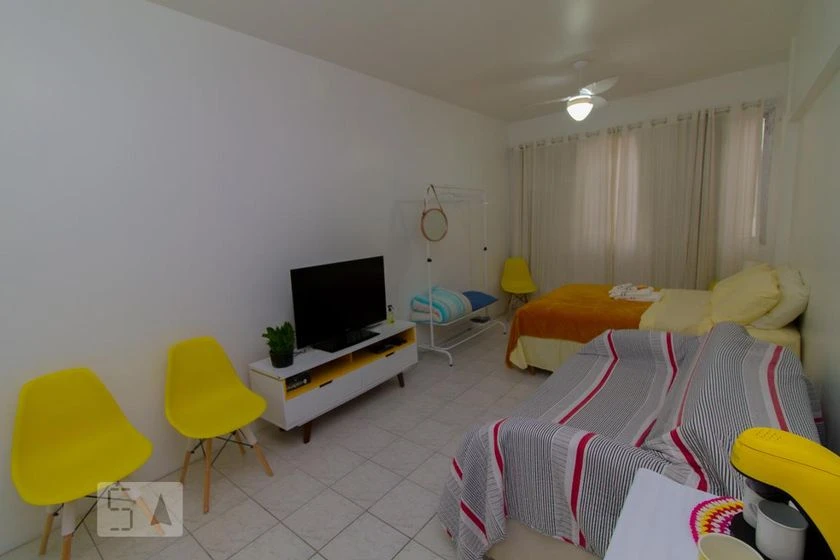 Estudio sin amueblar con cocina abierta y 1 dormitorio — photo 10