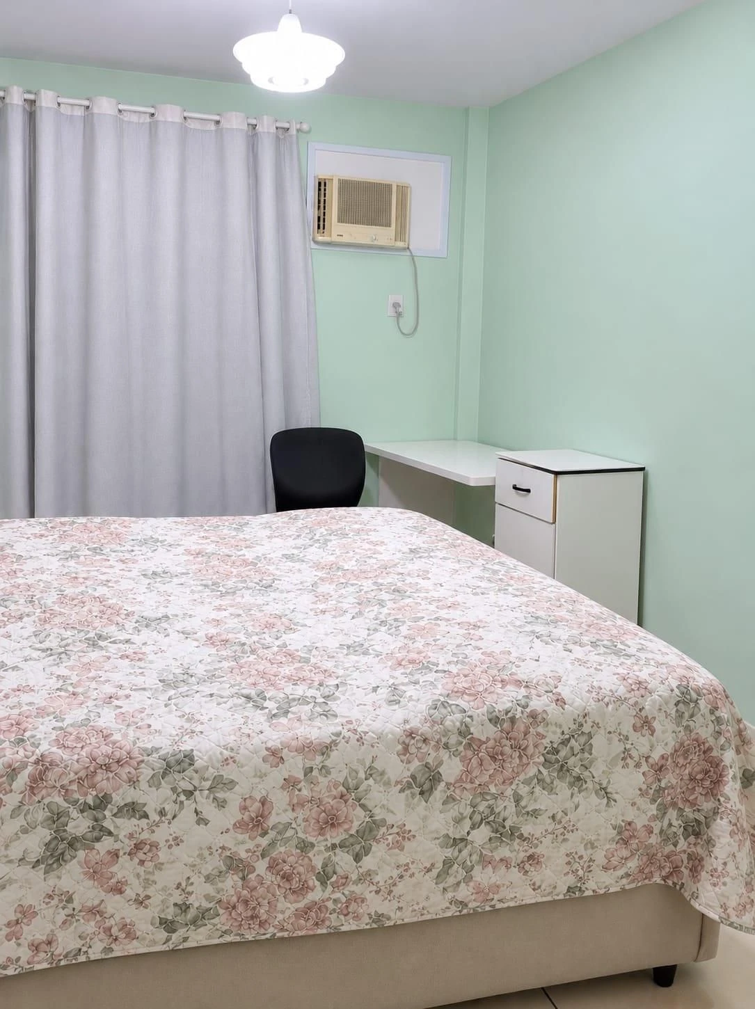 Квартира з 2 спальнями та пральною машиною — photo 4
